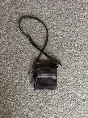 Compact Silver Crossbody Bag with Triple Zip Pockets